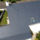 nettoyage et mise en peinture d'une toiture en ardoise, vue aérienne
